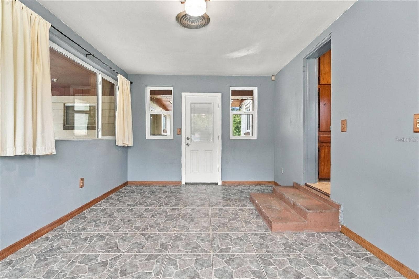 480 W NEW YORK AVENUE, Orange City, FL 32763 Florid Room
