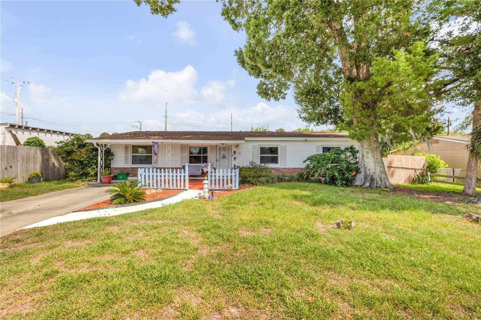 1160 PINEVIEW DRIVE, Daytona Beach, FL 32117 1160 PINEVIEW DRIVE, Daytona Beach, FL 32117