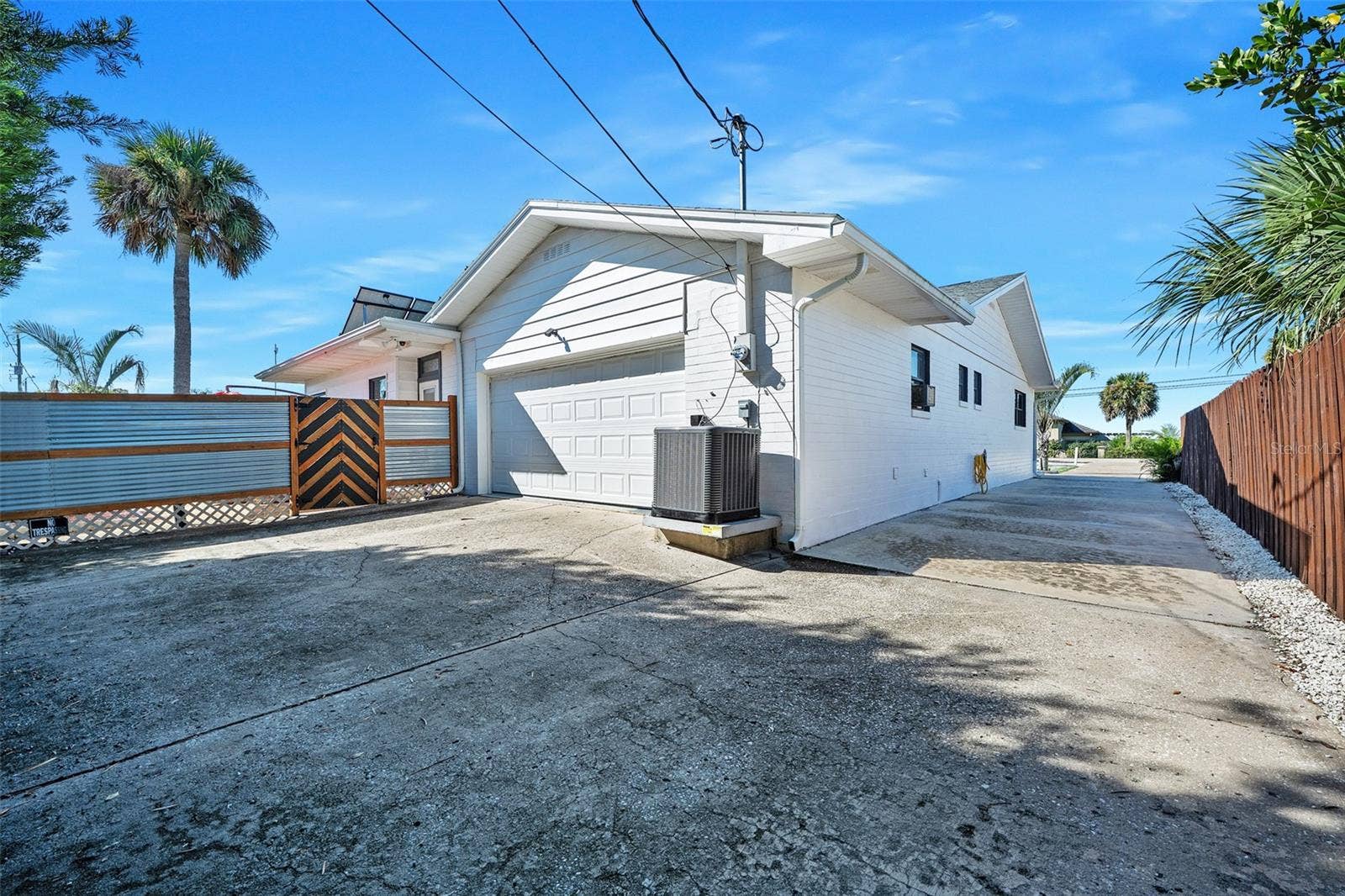 2405 JOHN ANDERSON DRIVE, Ormond Beach, FL 32176