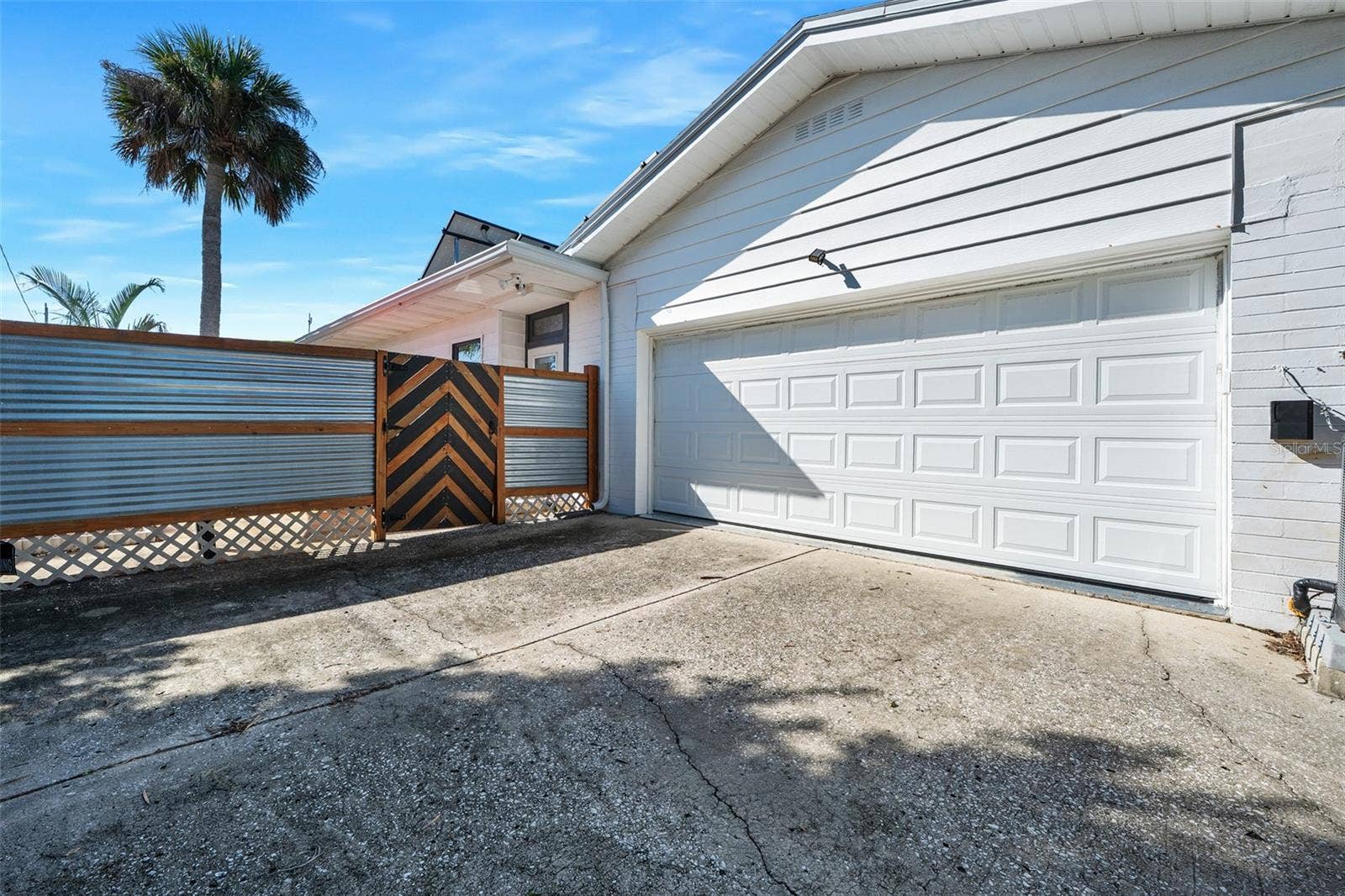 2405 JOHN ANDERSON DRIVE, Ormond Beach, FL 32176
