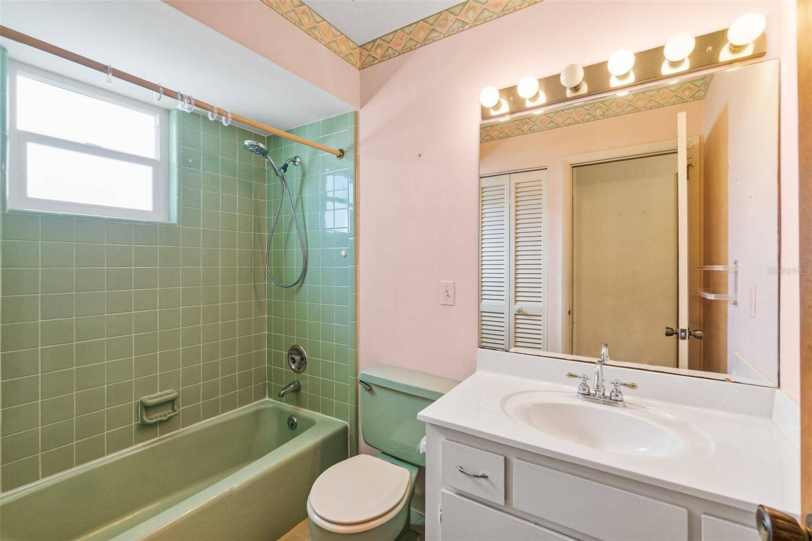 133 OCEAN GROVE DRIVE, Ormond Beach, FL 32176 133 OCEAN GROVE DRIVE, Ormond Beach, FL 32176