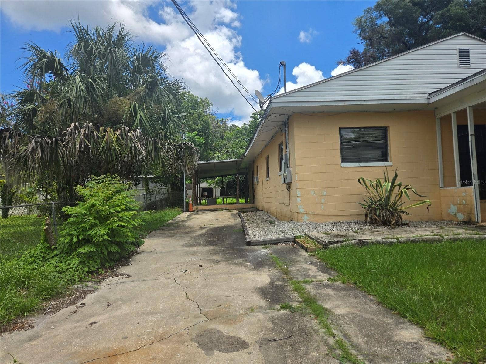 317 S FRANKFORT AVENUE, Deland, FL 32724 317 S FRANKFORT AVENUE, Deland, FL 32724