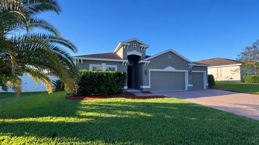 Property photo for 922 GLAZEBROOK LOOP, Orange City, FL