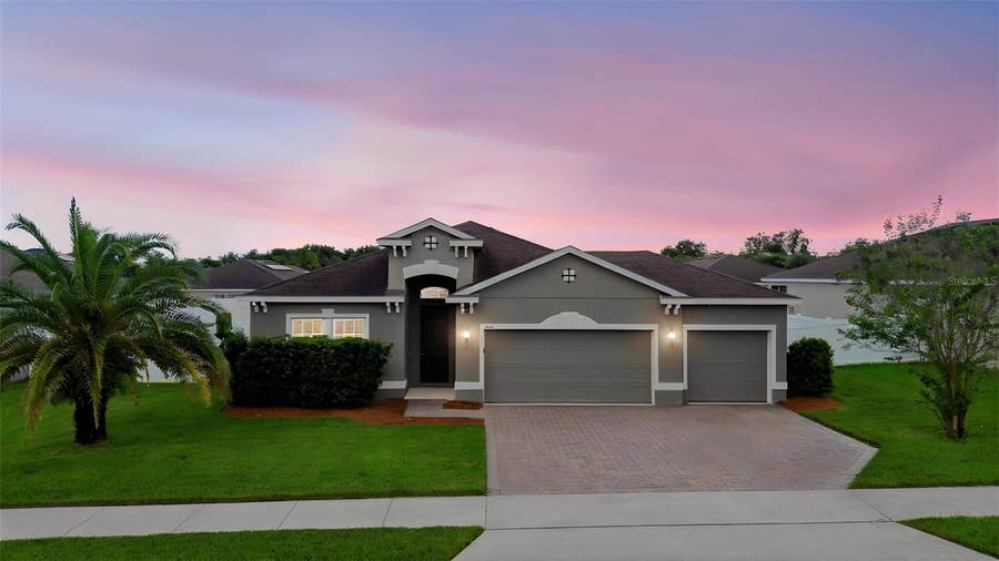 Property photo for 922 GLAZEBROOK LOOP, Orange City, FL