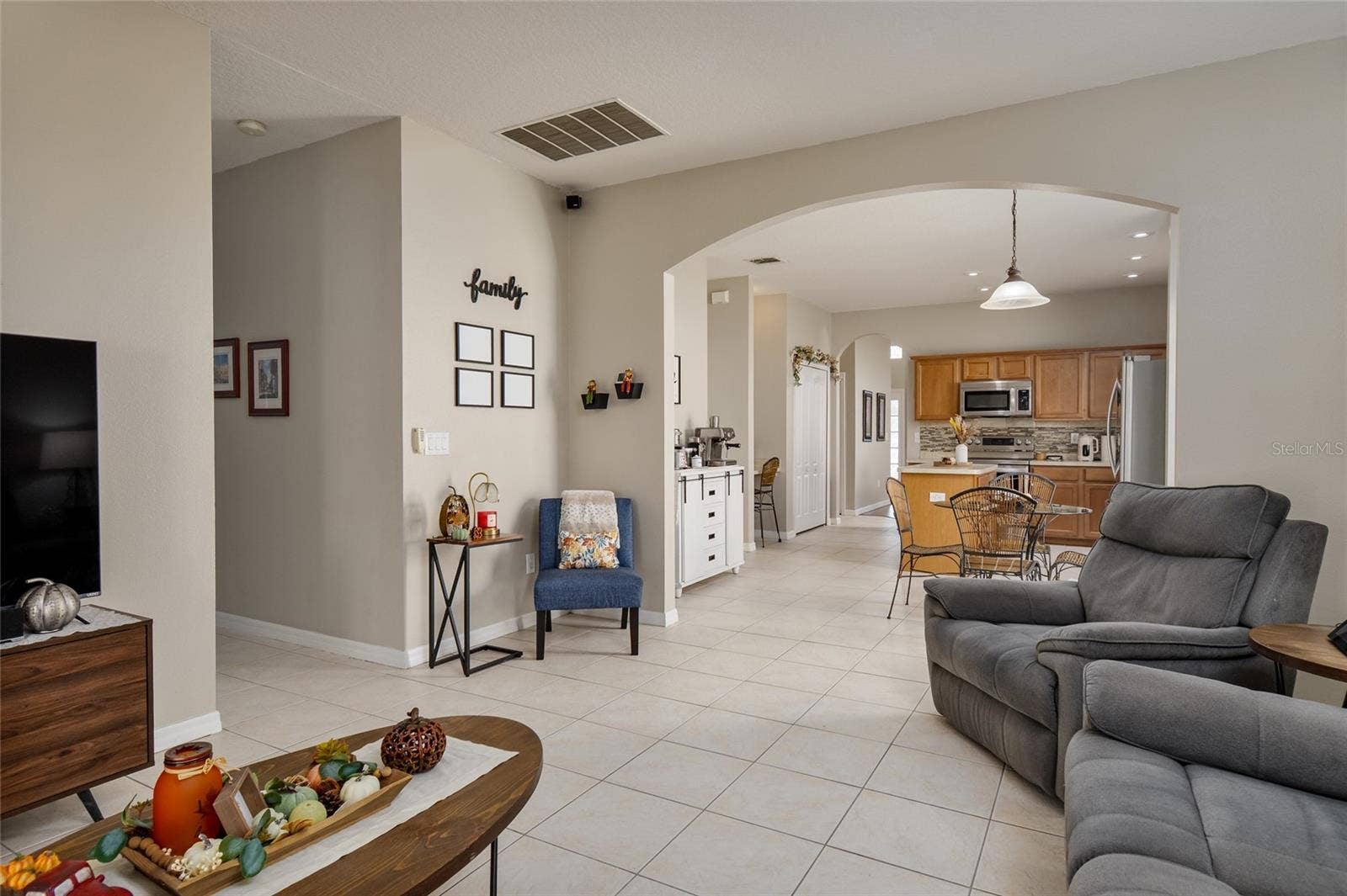 306 CLYDESDALE CIRCLE, Sanford, FL 32773 306 CLYDESDALE CIRCLE, Sanford, FL 32773