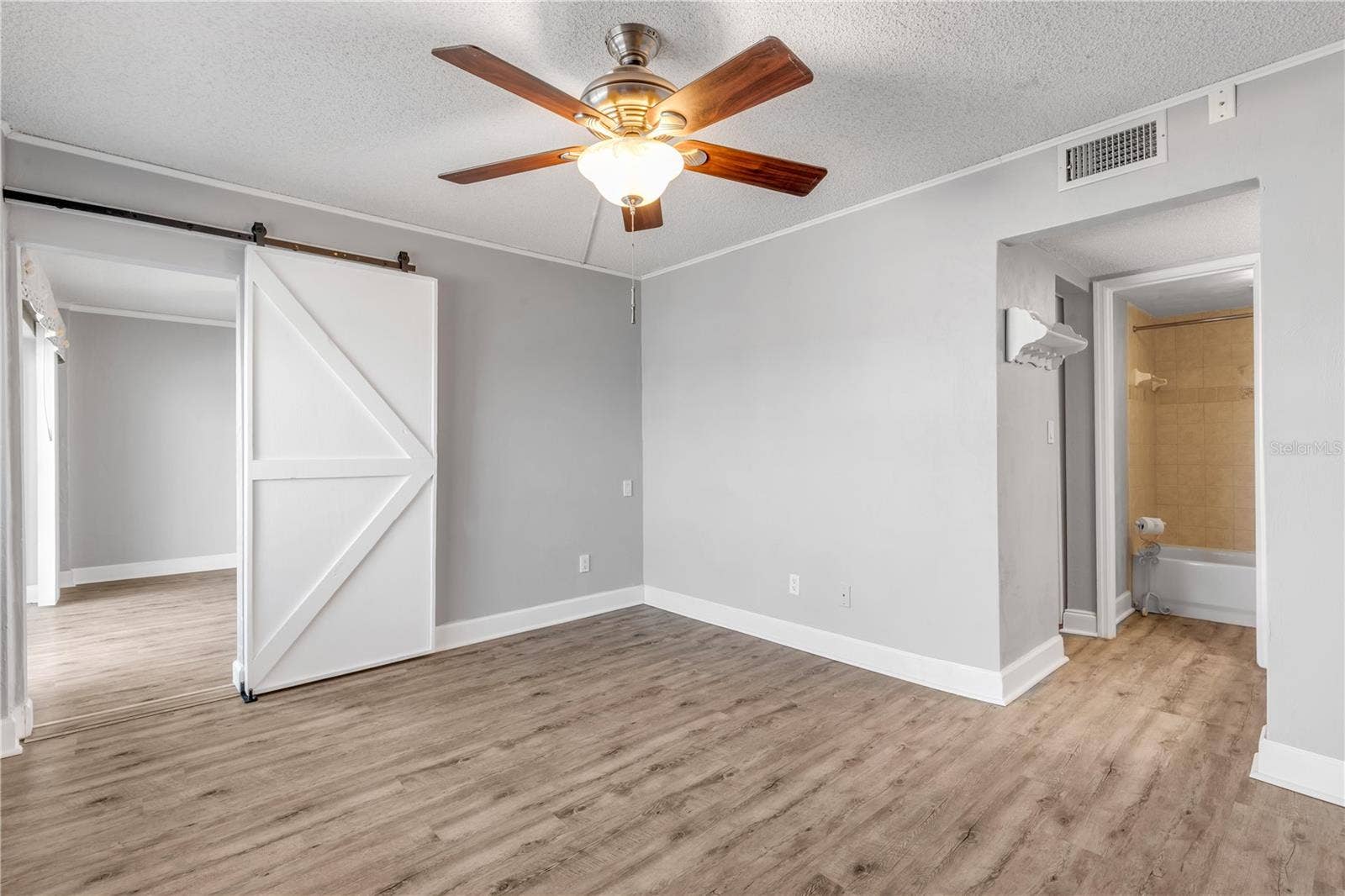 145 N HALIFAX AVENUE, #109, Daytona Beach, FL 32118 145 N HALIFAX AVENUE, #109, Daytona Beach, FL 32118