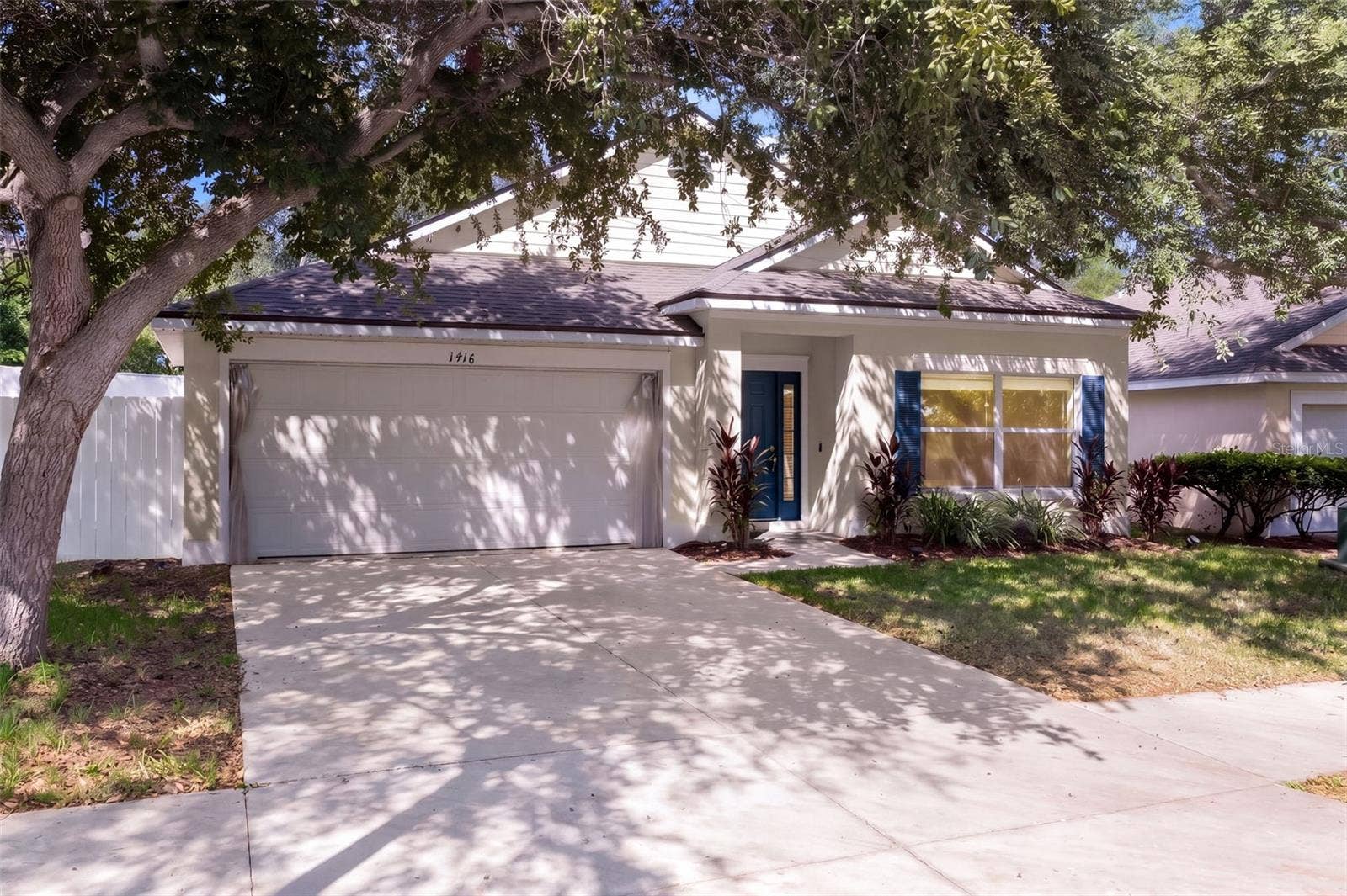 1416 LONGVILLE CIRCLE, Tavares, FL 32778 1416 LONGVILLE CIRCLE, Tavares, FL 32778