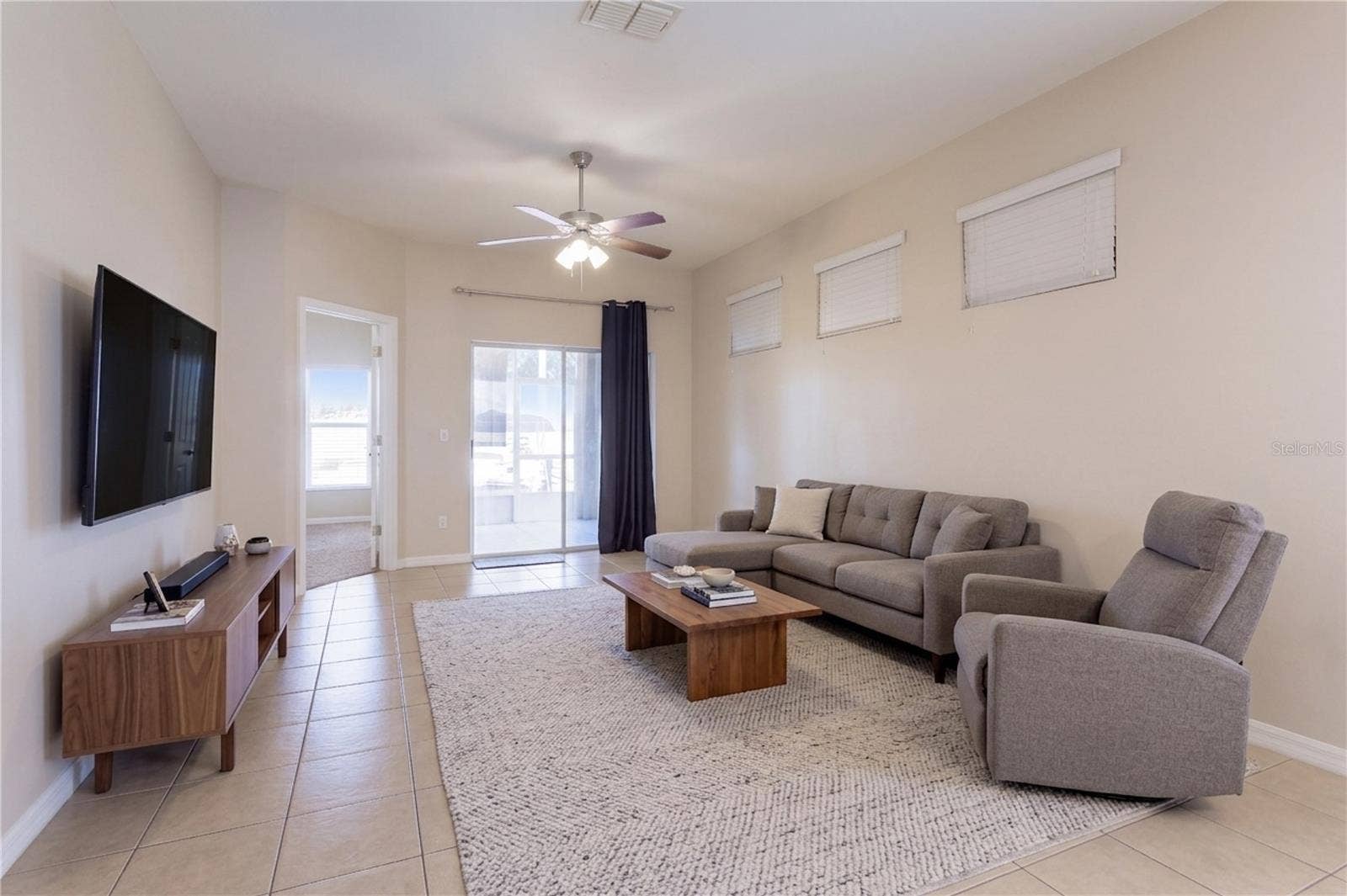 1416 LONGVILLE CIRCLE, Tavares, FL 32778 1416 LONGVILLE CIRCLE, Tavares, FL 32778
