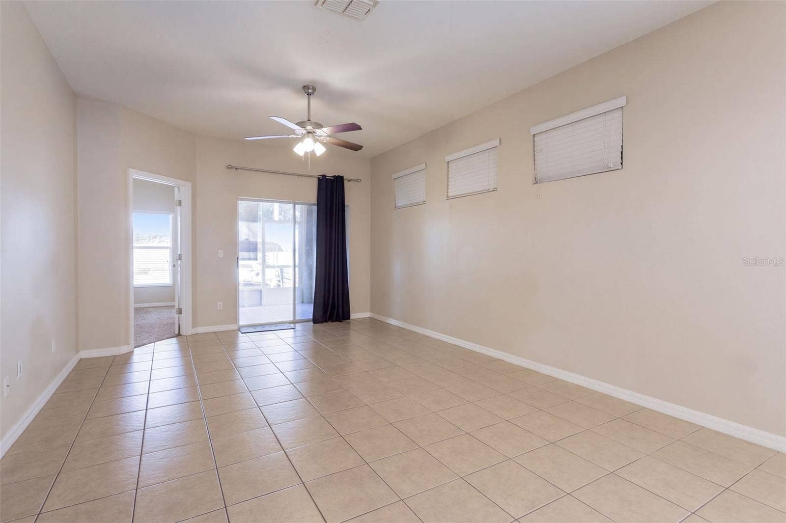 1416 LONGVILLE CIRCLE, Tavares, FL 32778 1416 LONGVILLE CIRCLE, Tavares, FL 32778