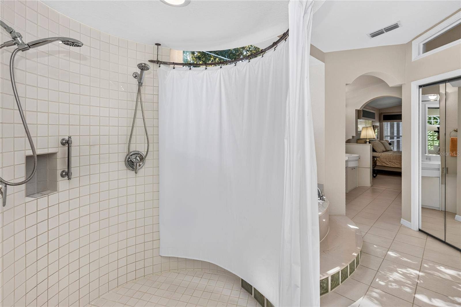 313 HAMPTON HILLS COURT, Debary, FL 32713