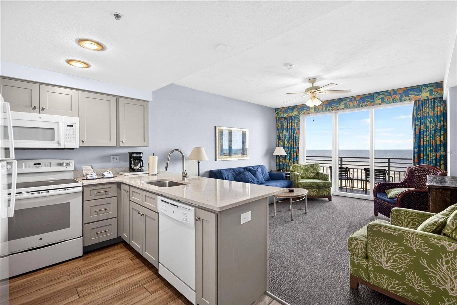 300 N ATLANTIC AVENUE, #608, Daytona Beach, FL 32118 300 N ATLANTIC AVENUE, #608, Daytona Beach, FL 32118