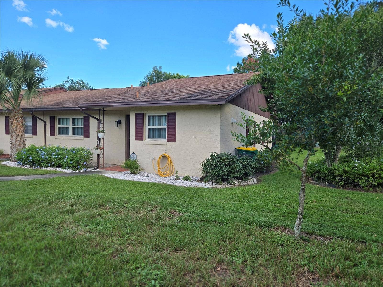 35 VILLA VILLAR COURT, #350, Deland, FL 32724 Front Right