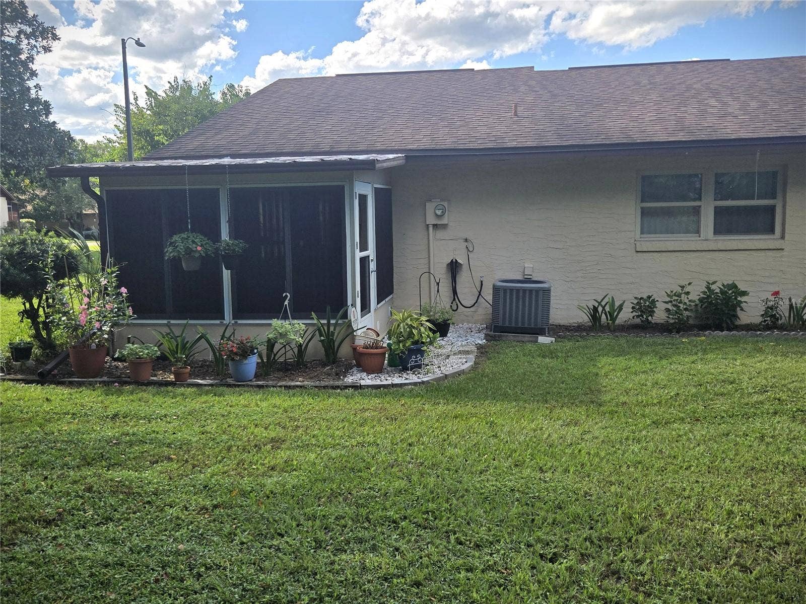 35 VILLA VILLAR COURT, #350, Deland, FL 32724 Back view