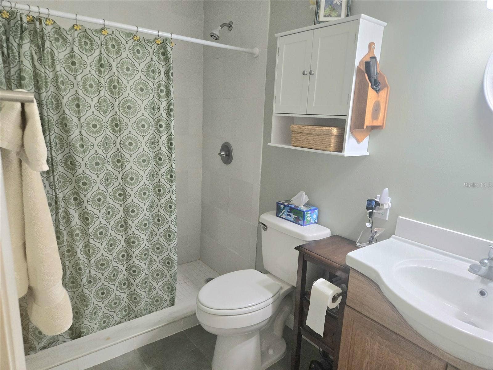 35 VILLA VILLAR COURT, #350, Deland, FL 32724 Primary walk-in shower