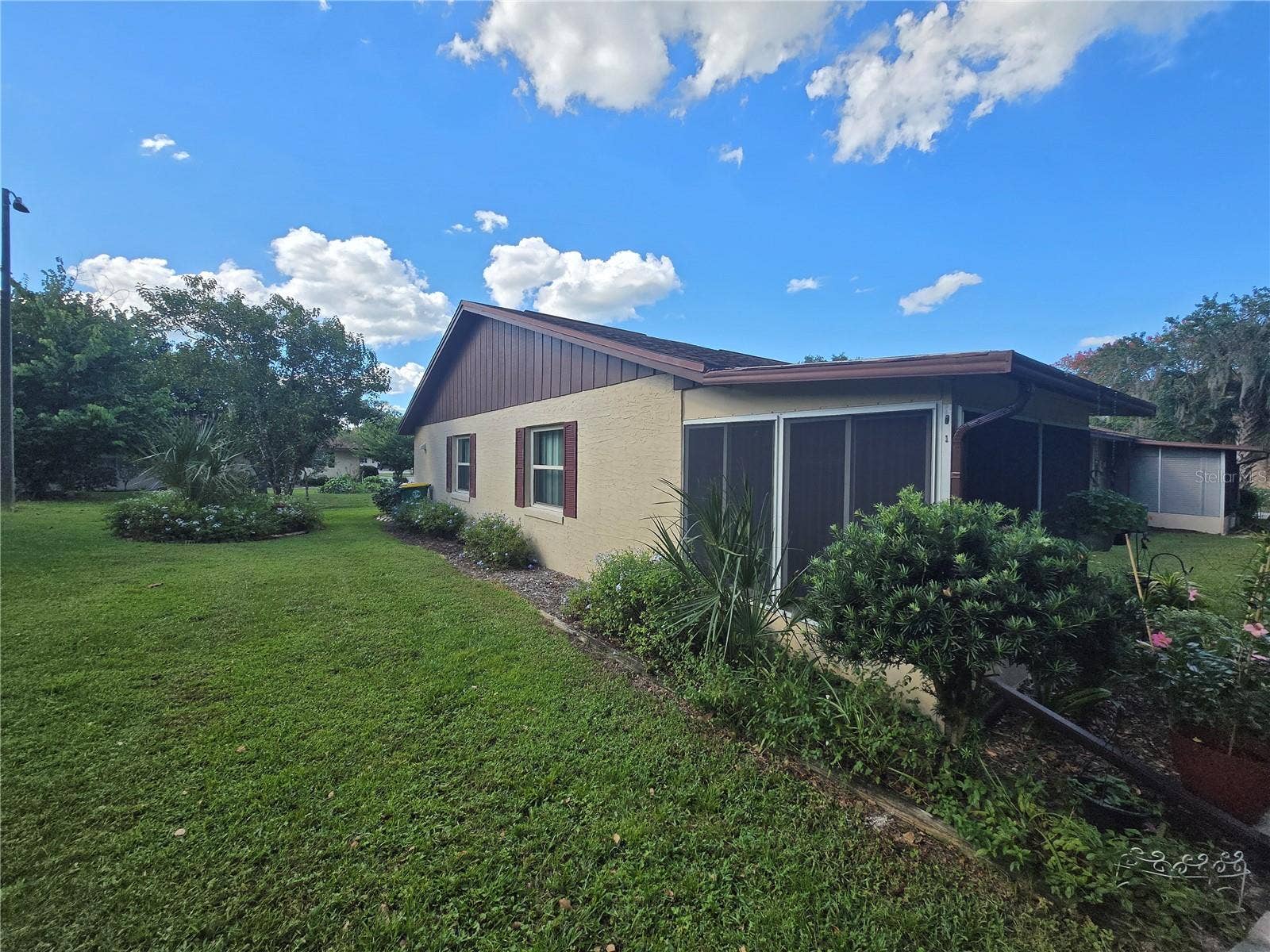 35 VILLA VILLAR COURT, #350, Deland, FL 32724 side view from back