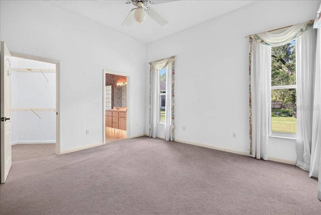 4 KATRINAS DRIVE, Ormond Beach, FL 32174 4 KATRINAS DRIVE, Ormond Beach, FL 32174