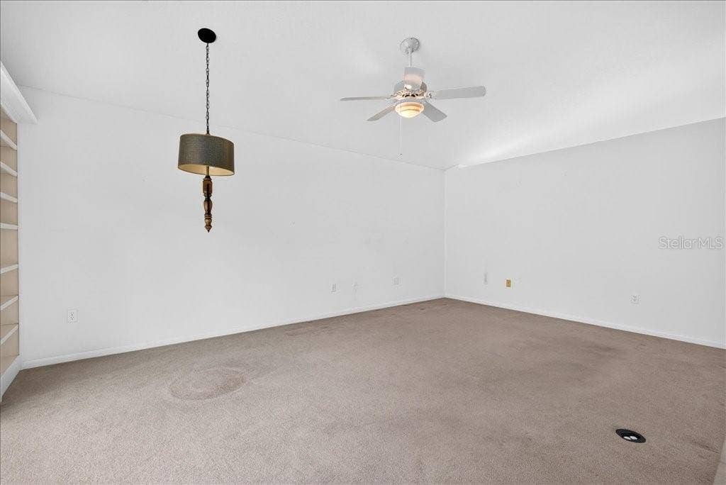 4 KATRINAS DRIVE, Ormond Beach, FL 32174 4 KATRINAS DRIVE, Ormond Beach, FL 32174