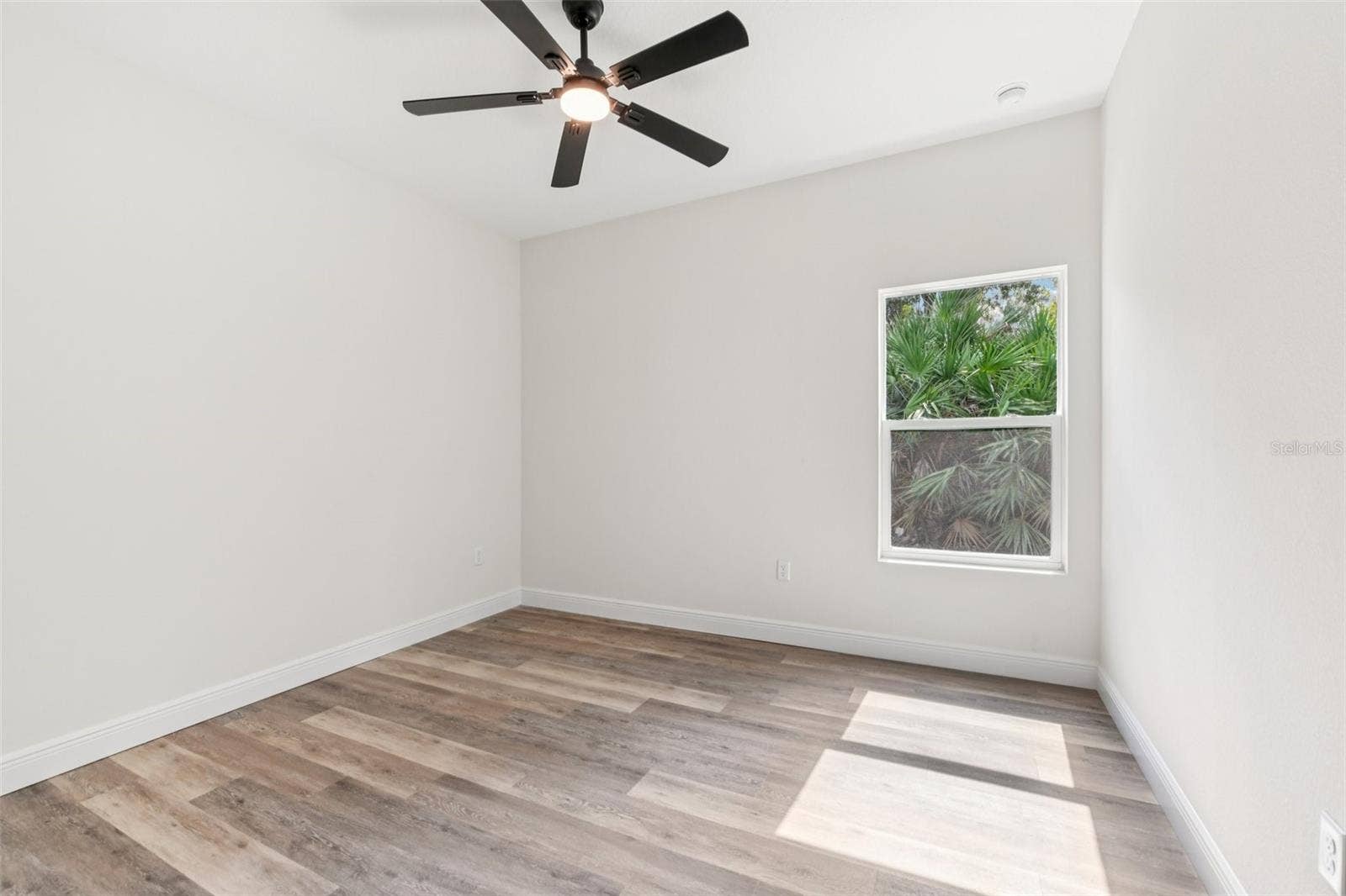1772 6TH AVENUE, Deland, FL 32724 previous model bedroom 2