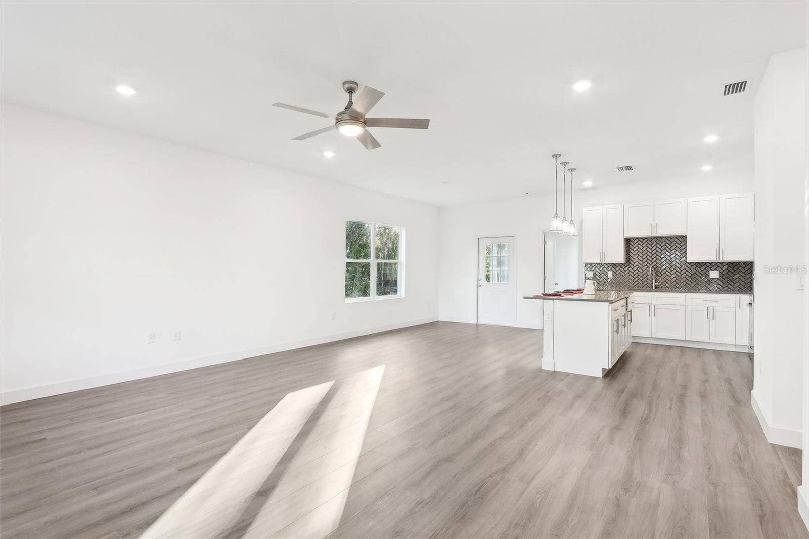1772 6TH AVENUE, Deland, FL 32724 previous model