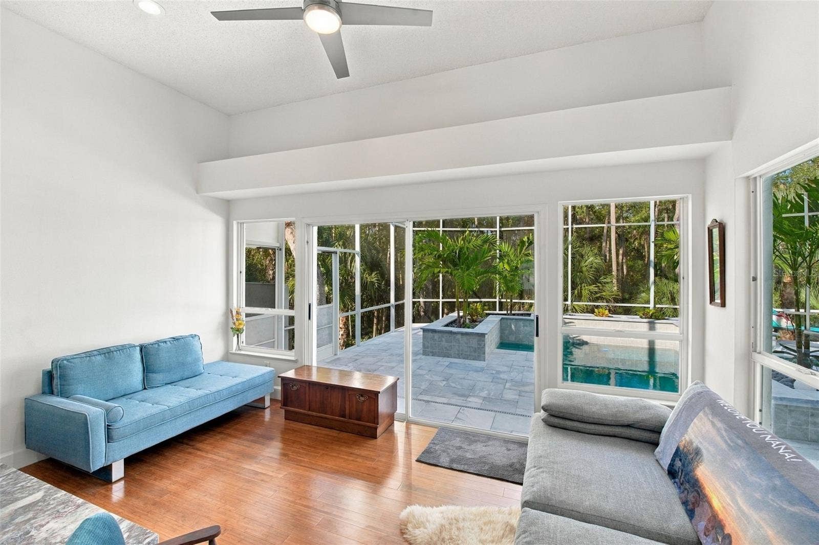 2586 E SPRUCE CREEK BOULEVARD, Port Orange, FL 32128 PRIMARY SITTING AREA
