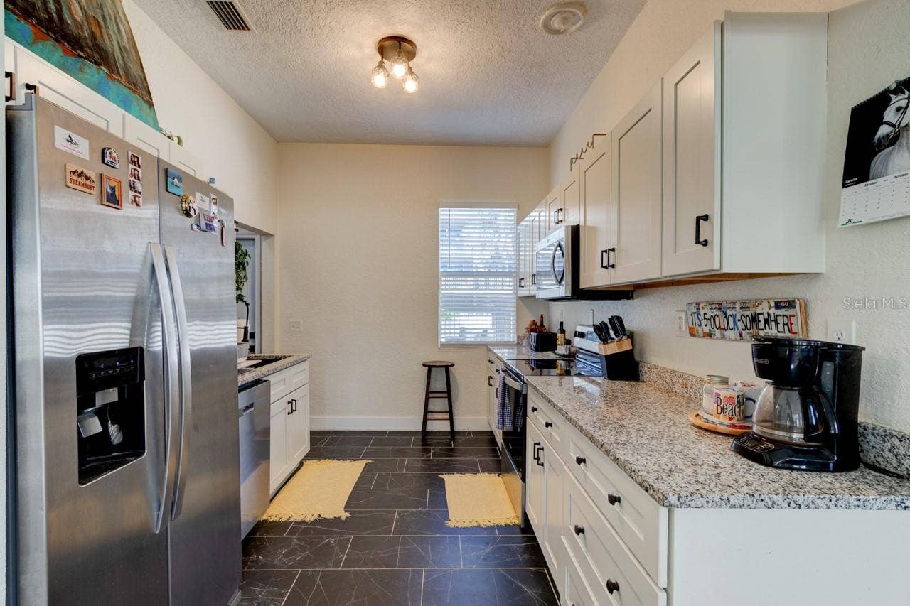 110 S HOLLYWOOD AVENUE, Daytona Beach, FL 32118
