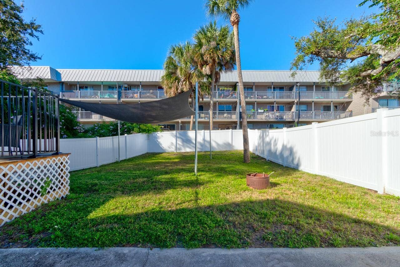 110 S HOLLYWOOD AVENUE, Daytona Beach, FL 32118