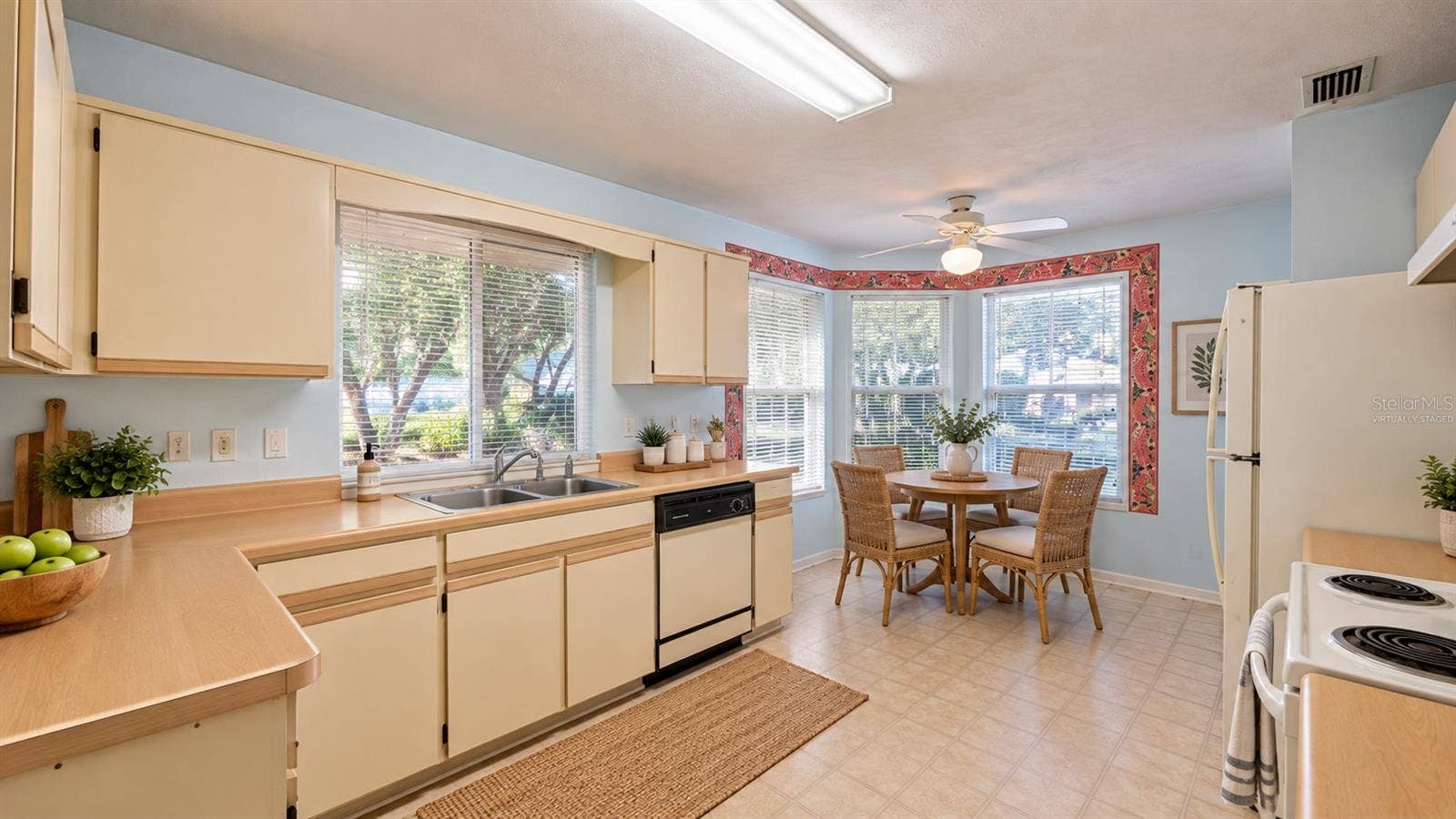 115 CIRCLING WOOD COURT, Port Orange, FL 32128 Virtually Staged