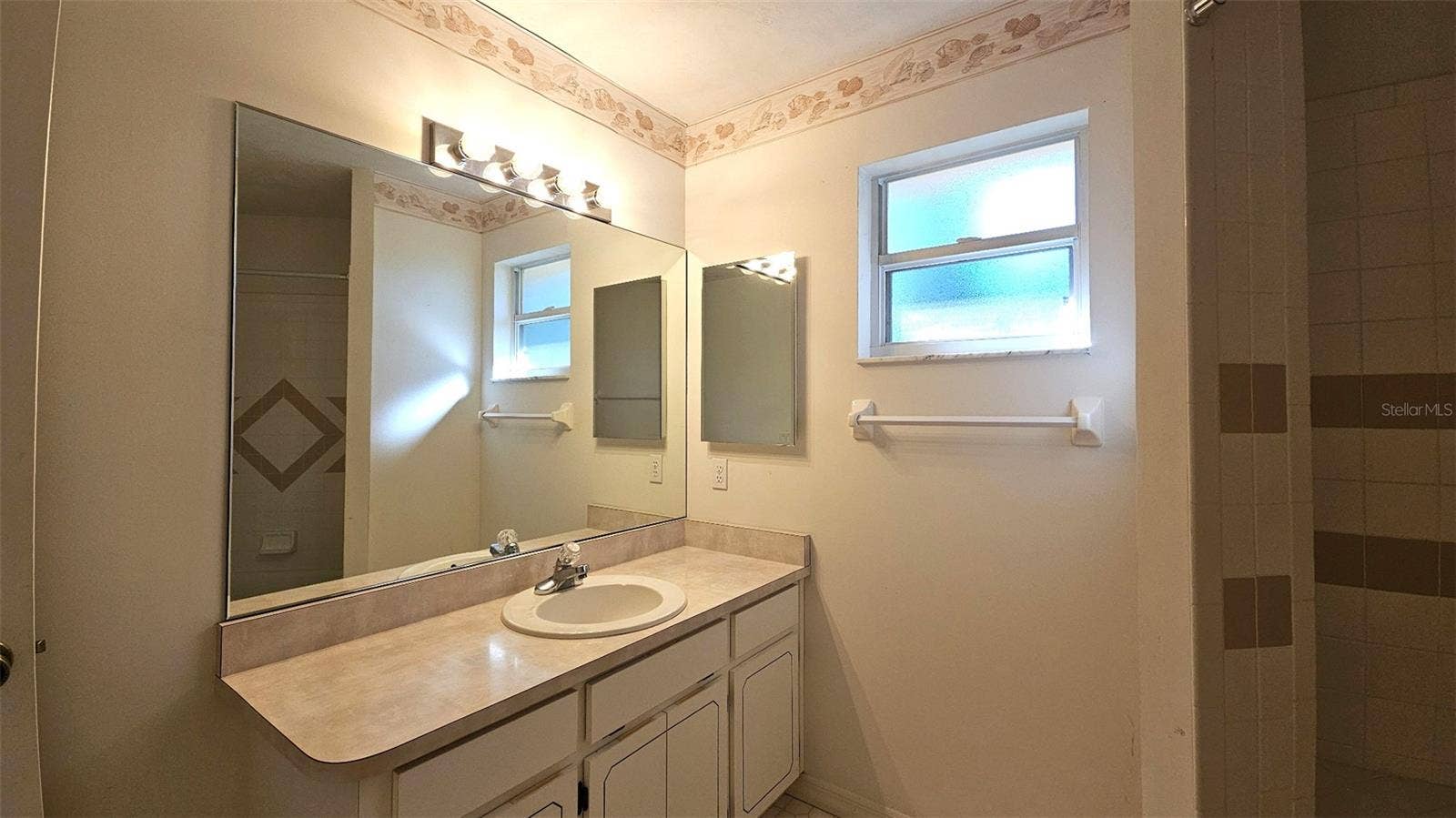 115 CIRCLING WOOD COURT, Port Orange, FL 32128 Bathroom