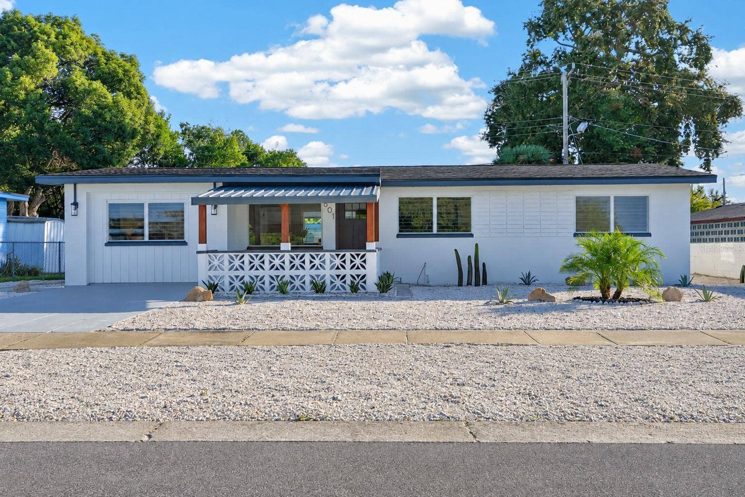 801 LEWIS DRIVE, Daytona Beach, FL 32117