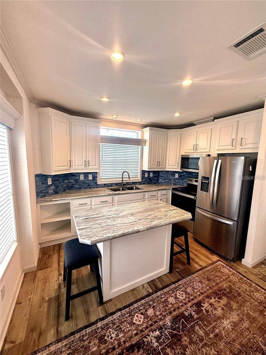 7060 FAIRVIEW VILLAGE CIRCLE, Winter Haven, FL 33881 7060 FAIRVIEW VILLAGE CIRCLE, Winter Haven, FL 33881