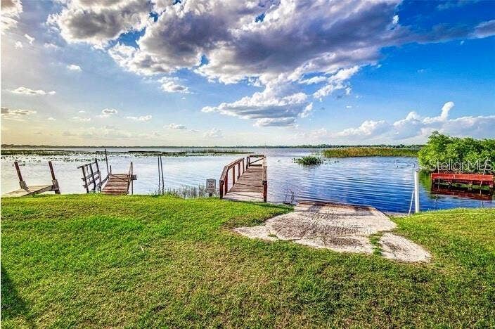 7060 FAIRVIEW VILLAGE CIRCLE, Winter Haven, FL 33881 7060 FAIRVIEW VILLAGE CIRCLE, Winter Haven, FL 33881