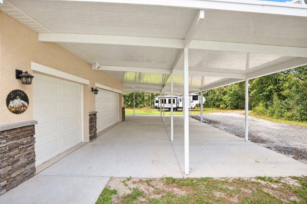 922 VOLUSIA TIMBER COURT, Lake Helen, FL 32744
