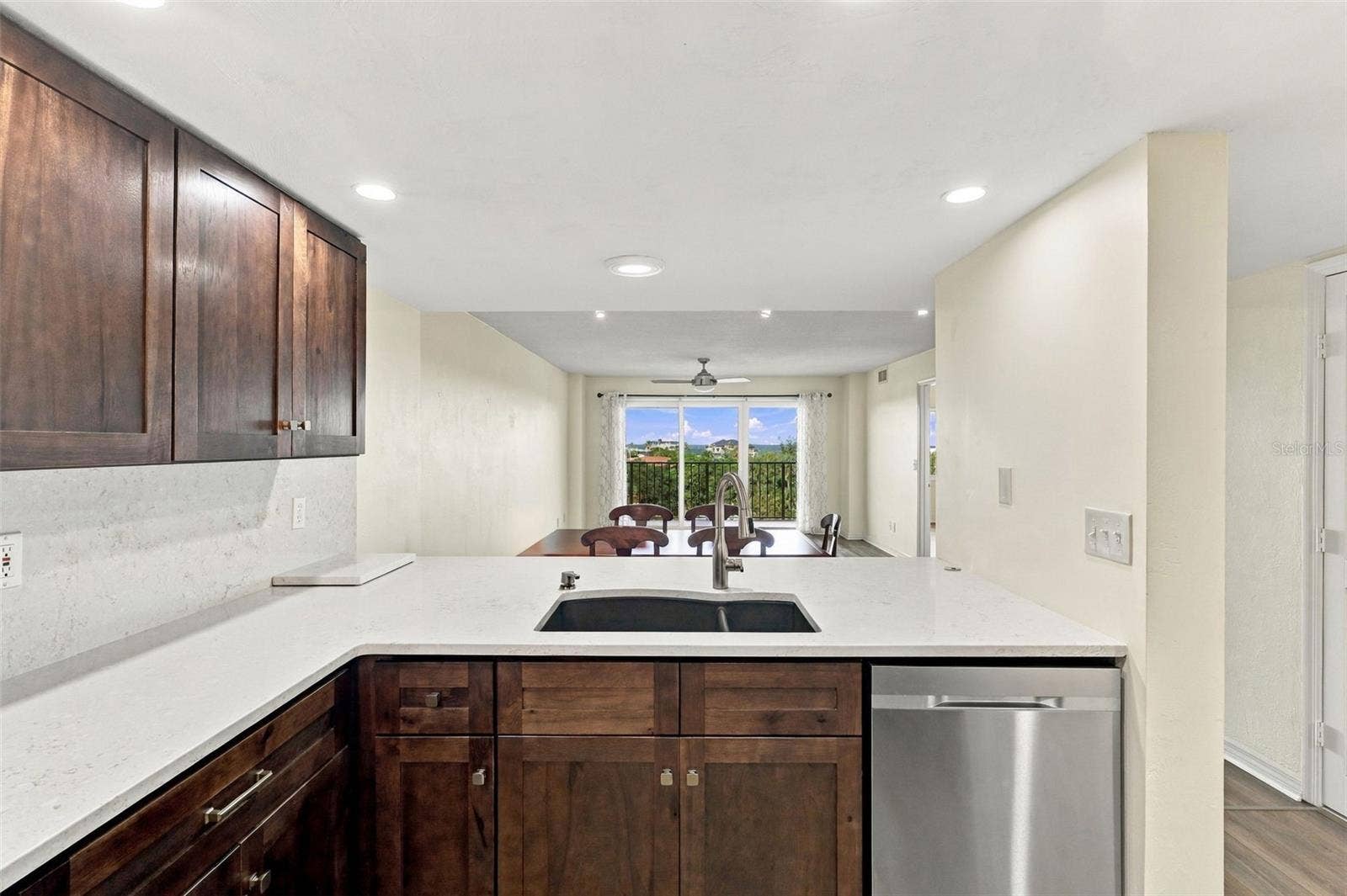 4 OCEANS WEST BOULEVARD, #503B, Daytona Beach Shores, FL 32118 4 OCEANS WEST BOULEVARD, #503B, Daytona Beach Shores, FL 32118