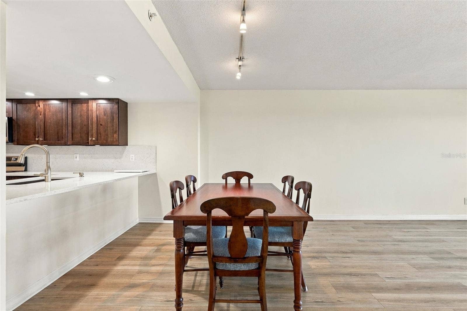 4 OCEANS WEST BOULEVARD, #503B, Daytona Beach Shores, FL 32118 4 OCEANS WEST BOULEVARD, #503B, Daytona Beach Shores, FL 32118