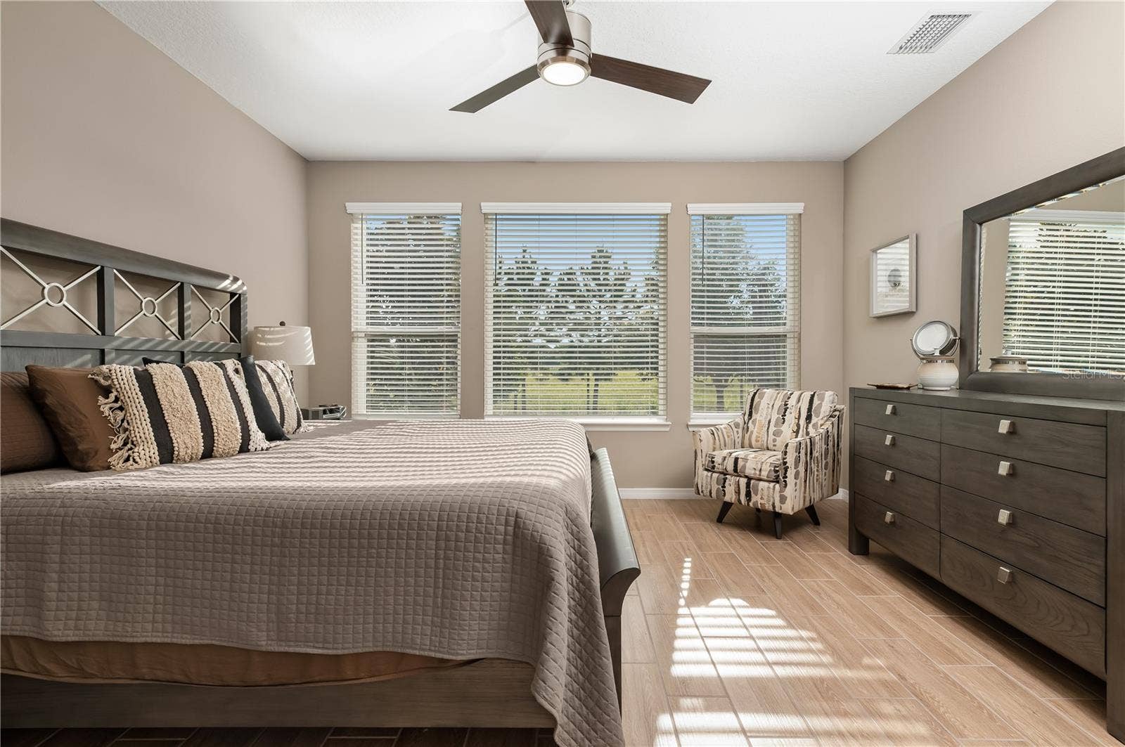 5589 NW 40TH LOOP, Ocala, FL 34482 5589 NW 40TH LOOP, Ocala, FL 34482