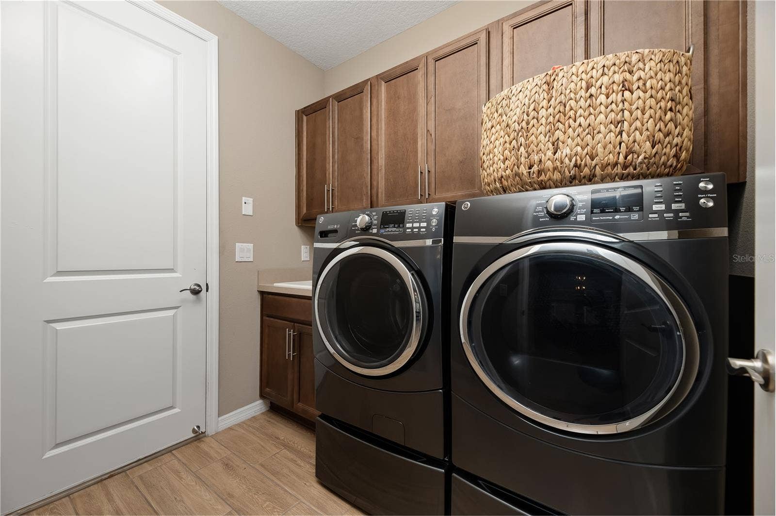 5589 NW 40TH LOOP, Ocala, FL 34482 5589 NW 40TH LOOP, Ocala, FL 34482