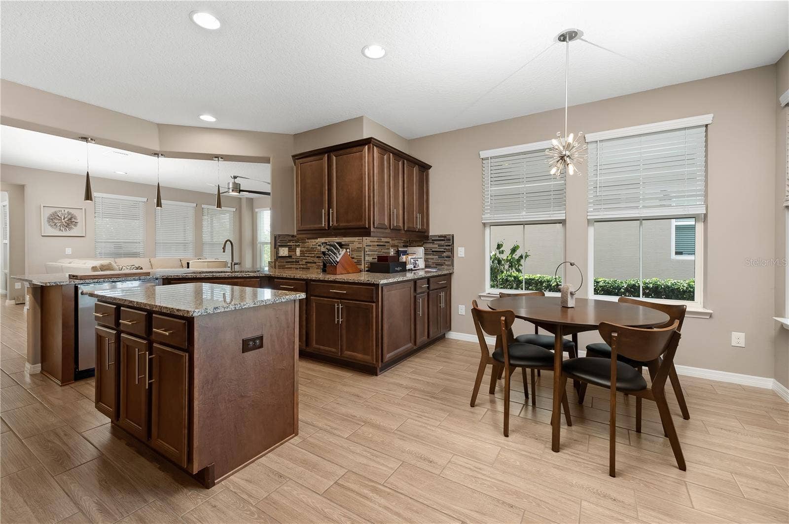 5589 NW 40TH LOOP, Ocala, FL 34482 5589 NW 40TH LOOP, Ocala, FL 34482