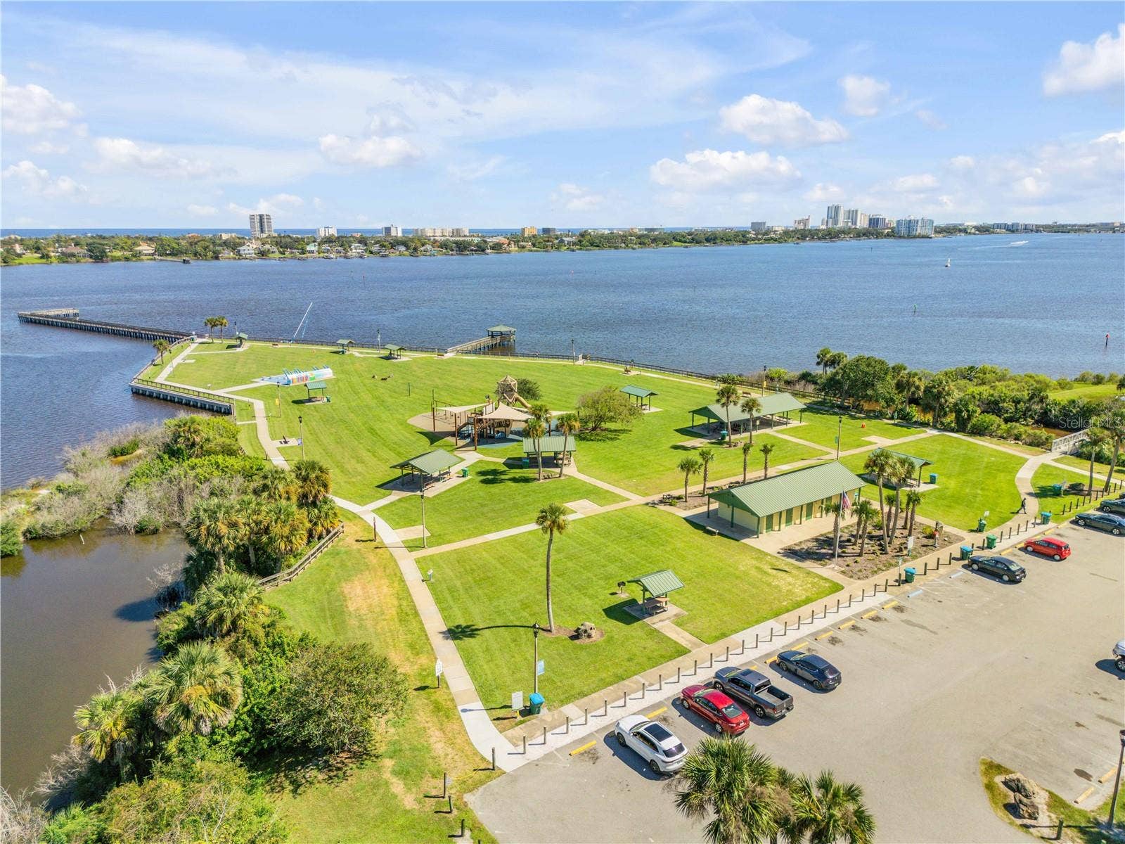 1101 DAYTONA AVENUE, Holly Hill, FL 32117