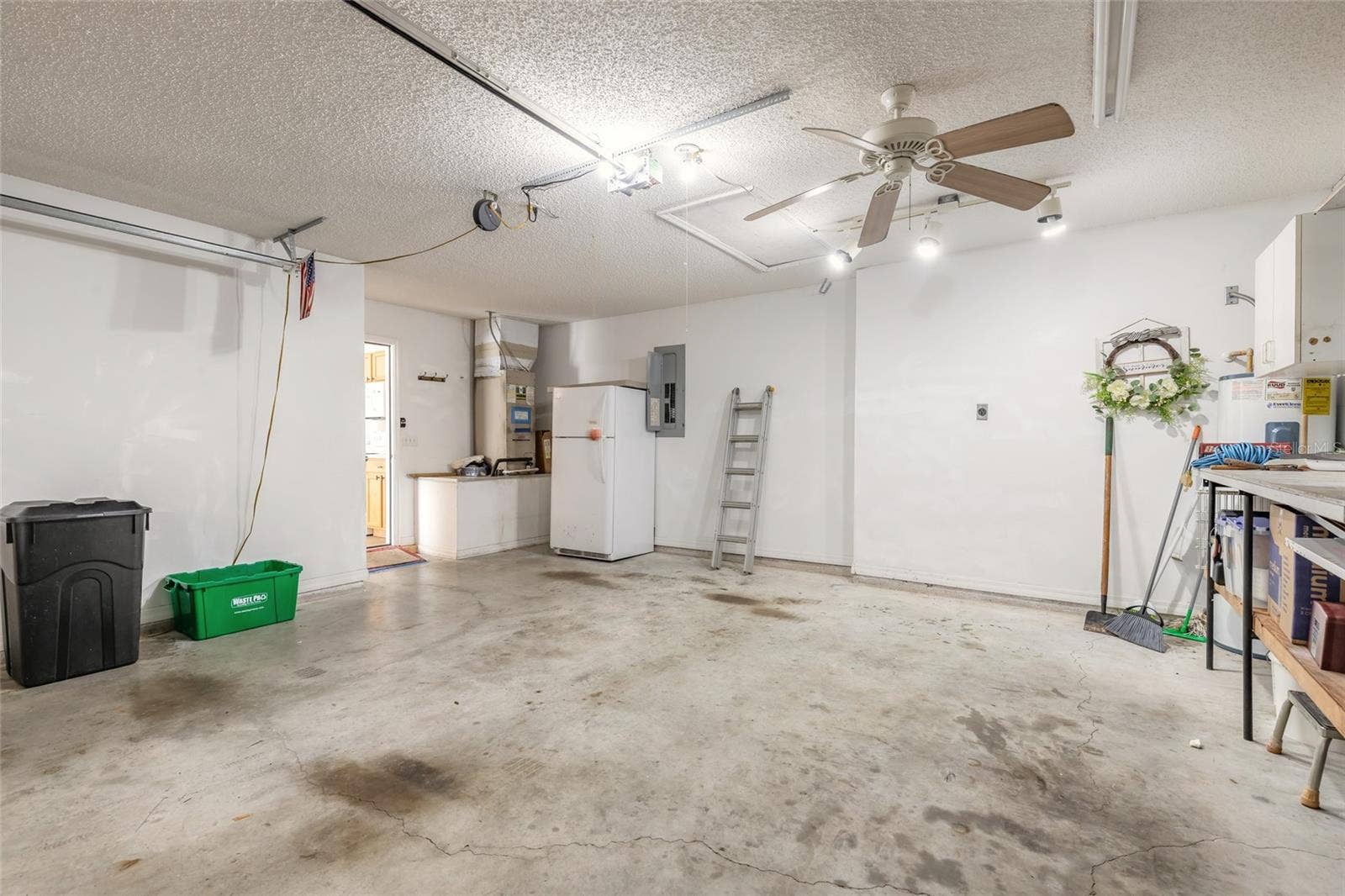 1163 SOUTHWINDS DRIVE, Port Orange, FL 32129 1163 SOUTHWINDS DRIVE, Port Orange, FL 32129