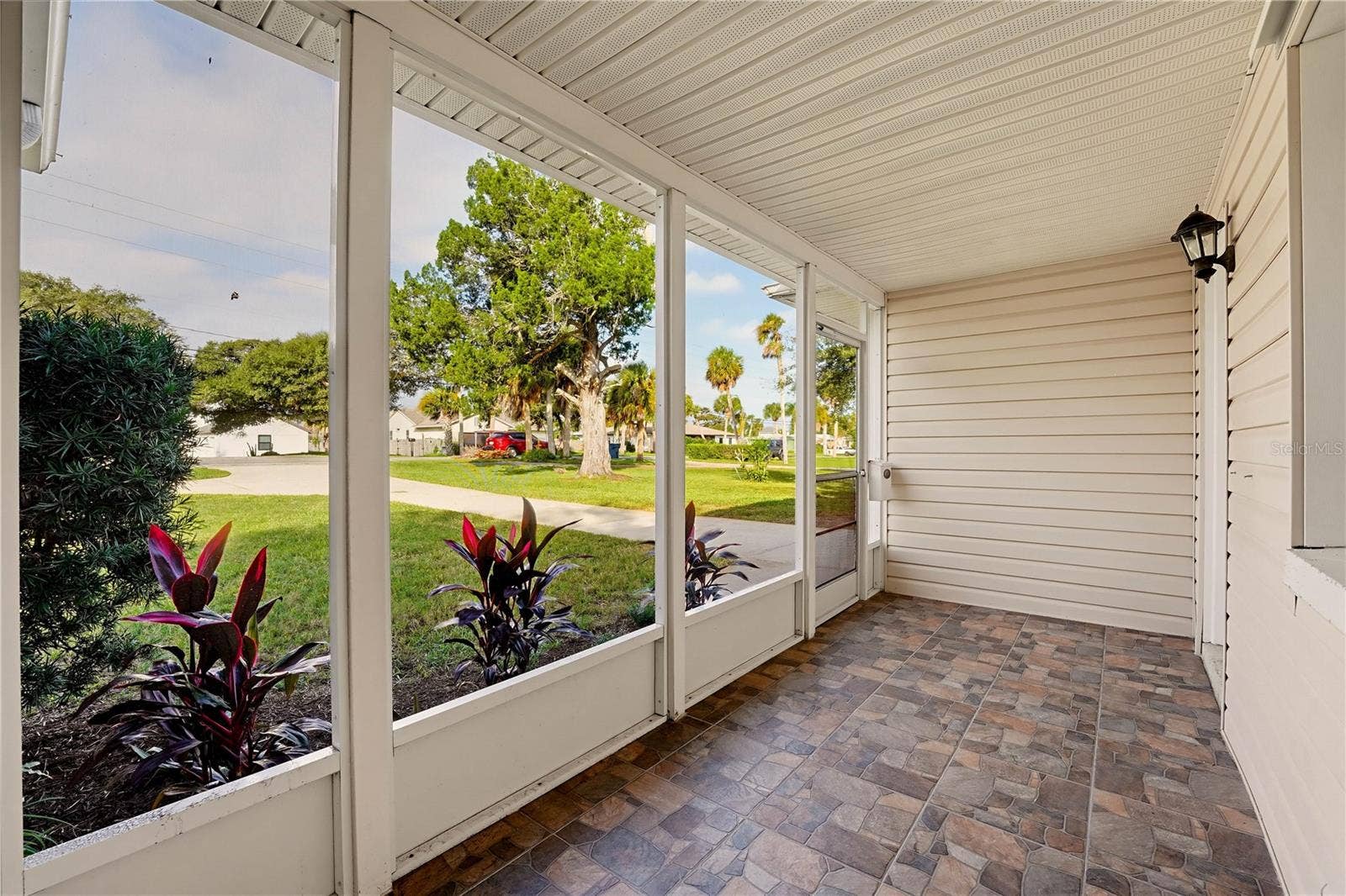 1375 JOHN ANDERSON DRIVE, Ormond Beach, FL 32176 1375 JOHN ANDERSON DRIVE, Ormond Beach, FL 32176