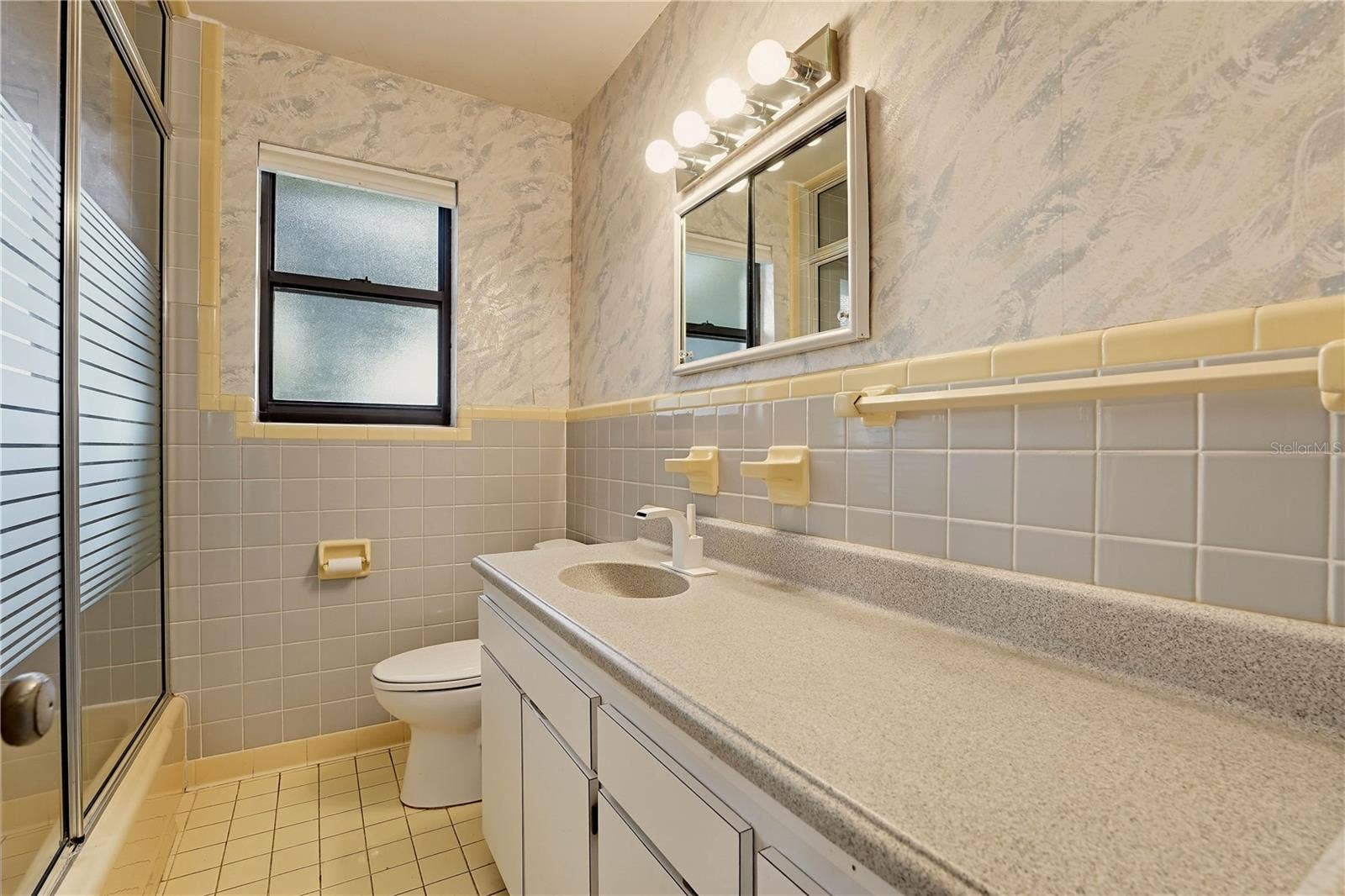 1375 JOHN ANDERSON DRIVE, Ormond Beach, FL 32176 1375 JOHN ANDERSON DRIVE, Ormond Beach, FL 32176