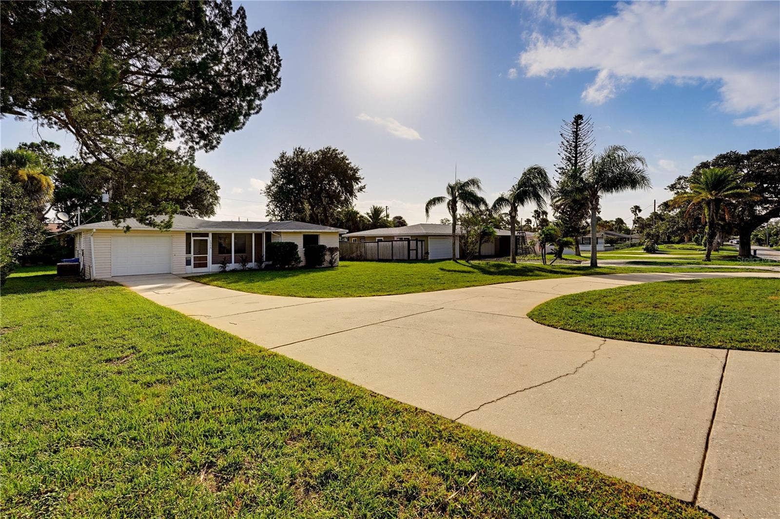 1375 JOHN ANDERSON DRIVE, Ormond Beach, FL 32176 1375 JOHN ANDERSON DRIVE, Ormond Beach, FL 32176