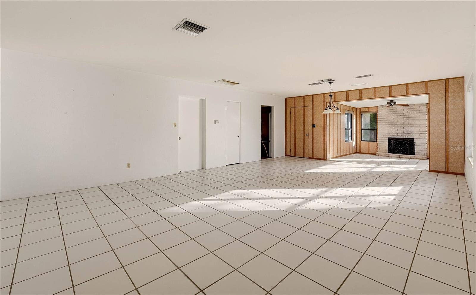 1375 JOHN ANDERSON DRIVE, Ormond Beach, FL 32176 1375 JOHN ANDERSON DRIVE, Ormond Beach, FL 32176