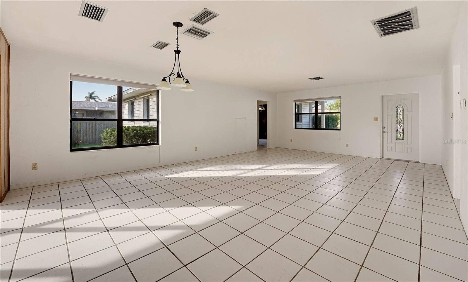 1375 JOHN ANDERSON DRIVE, Ormond Beach, FL 32176 1375 JOHN ANDERSON DRIVE, Ormond Beach, FL 32176