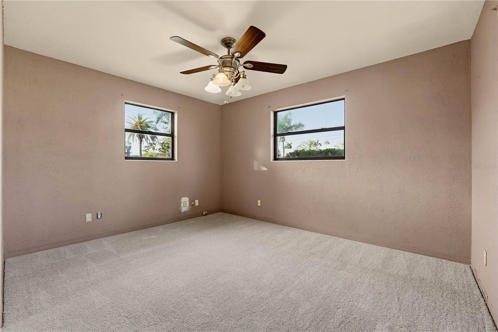 1375 JOHN ANDERSON DRIVE, Ormond Beach, FL 32176 1375 JOHN ANDERSON DRIVE, Ormond Beach, FL 32176