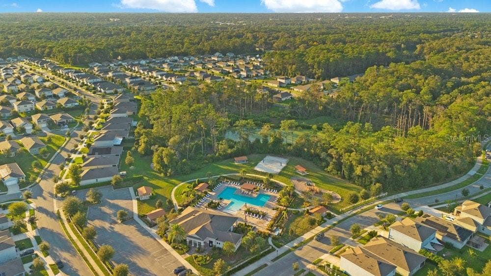 560 SHAELYN PLACE, Deland, FL 32724 560 SHAELYN PLACE, Deland, FL 32724
