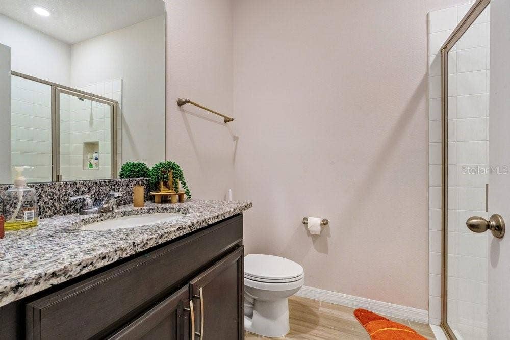 560 SHAELYN PLACE, Deland, FL 32724 560 SHAELYN PLACE, Deland, FL 32724