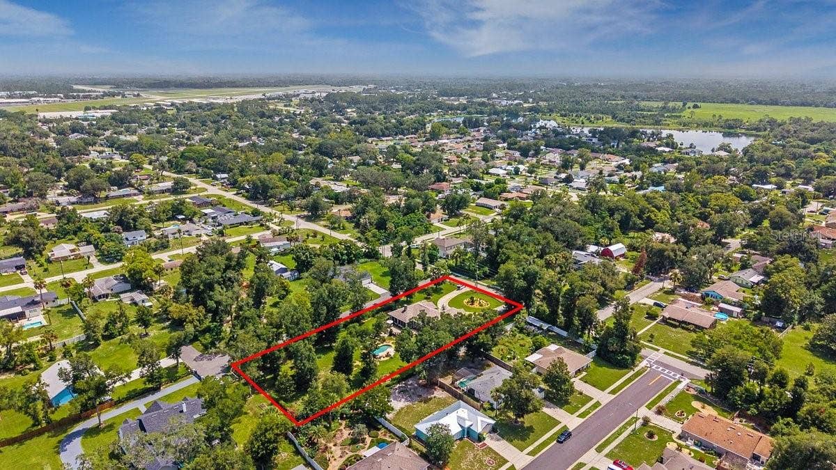 1104 N BOSTON AVENUE, Deland, FL 32724 1104 N BOSTON AVENUE, Deland, FL 32724