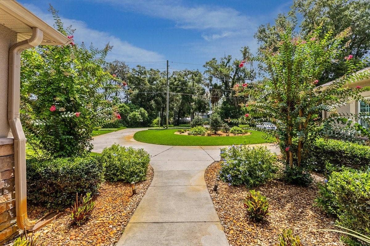 1104 N BOSTON AVENUE, Deland, FL 32724 1104 N BOSTON AVENUE, Deland, FL 32724