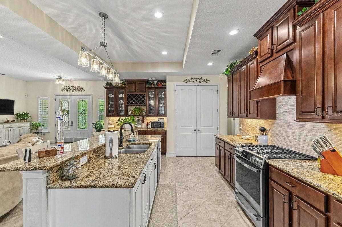 1104 N BOSTON AVENUE, Deland, FL 32724 1104 N BOSTON AVENUE, Deland, FL 32724